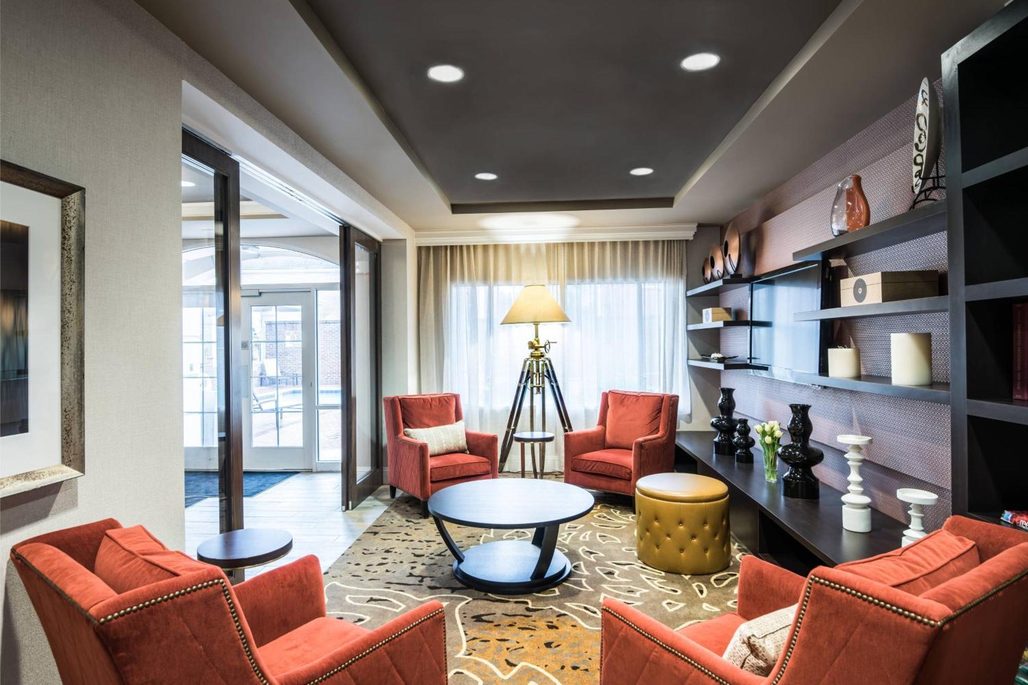 Courtyard By Marriott Charleston Historic District Hotel Exterior photo